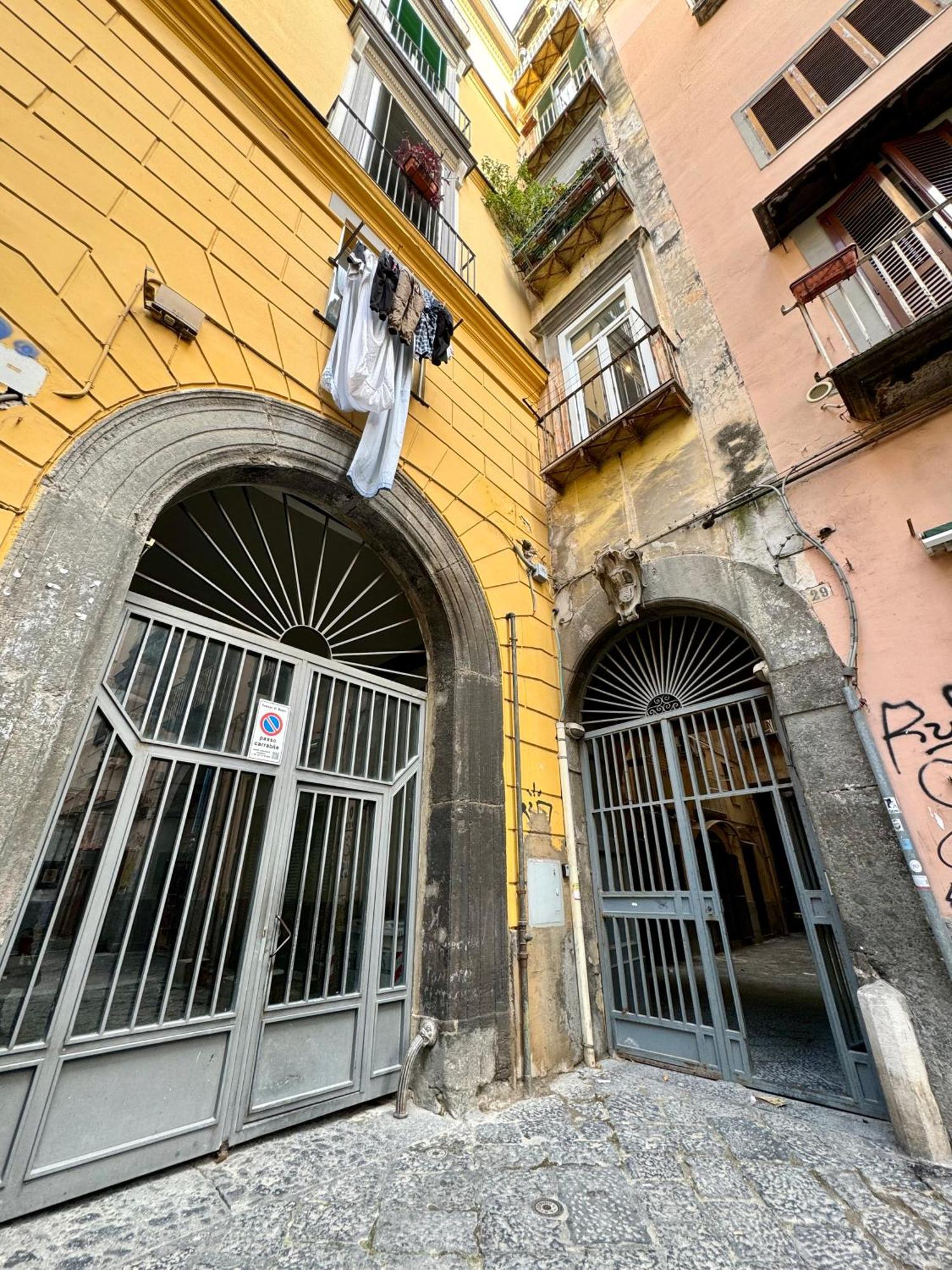 Carlito'S House- Un'Intera Casa Al Centro Storico Apartment Naples Exterior photo